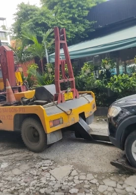 CỨU HỘ Ô TÔ TẠI KHU VỰC HÓC MÔN