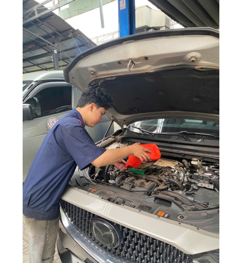 Thay nhớt cầu cho ô tô tại khu vục Hóc Môn 