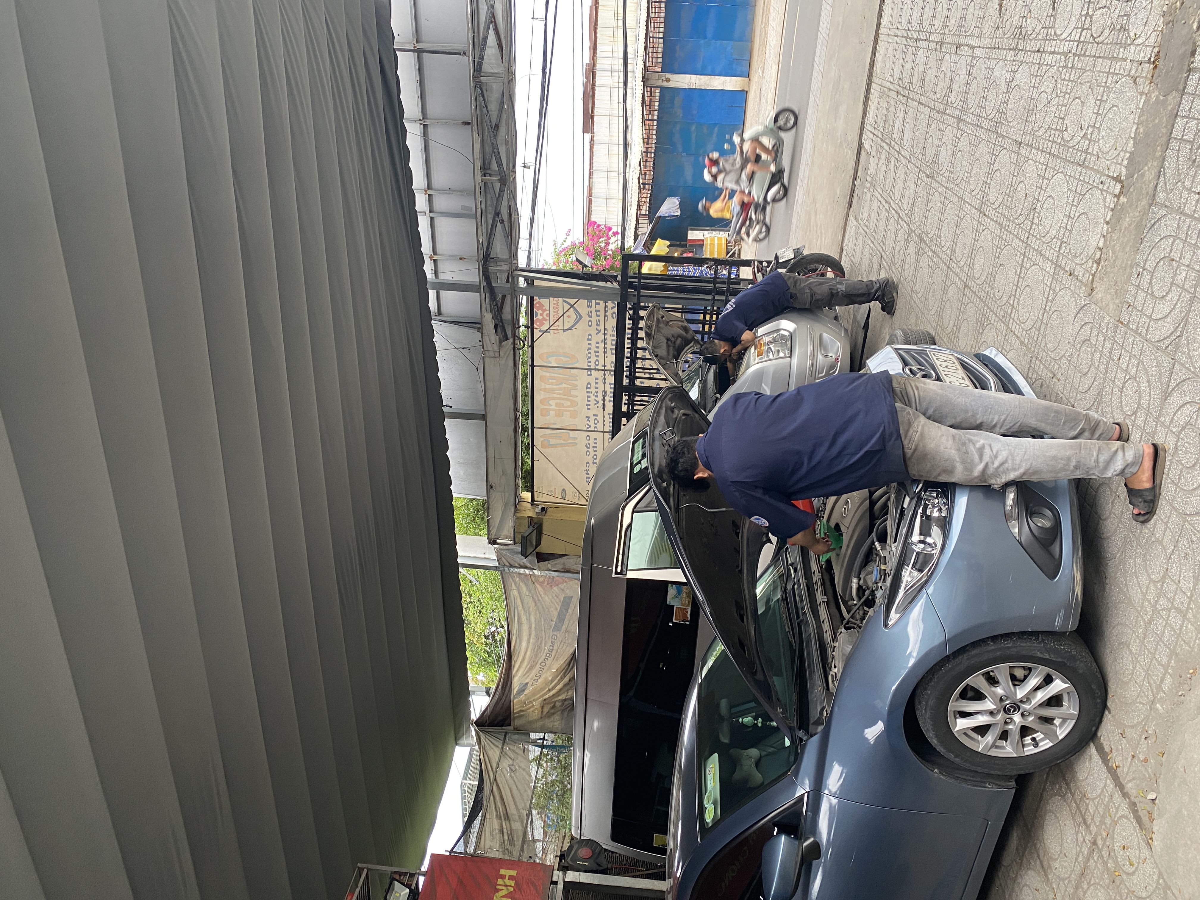 Garage Ô tô 247 Hóc Môn – Đồng hành cùng bạn trên mọi nẻo đường