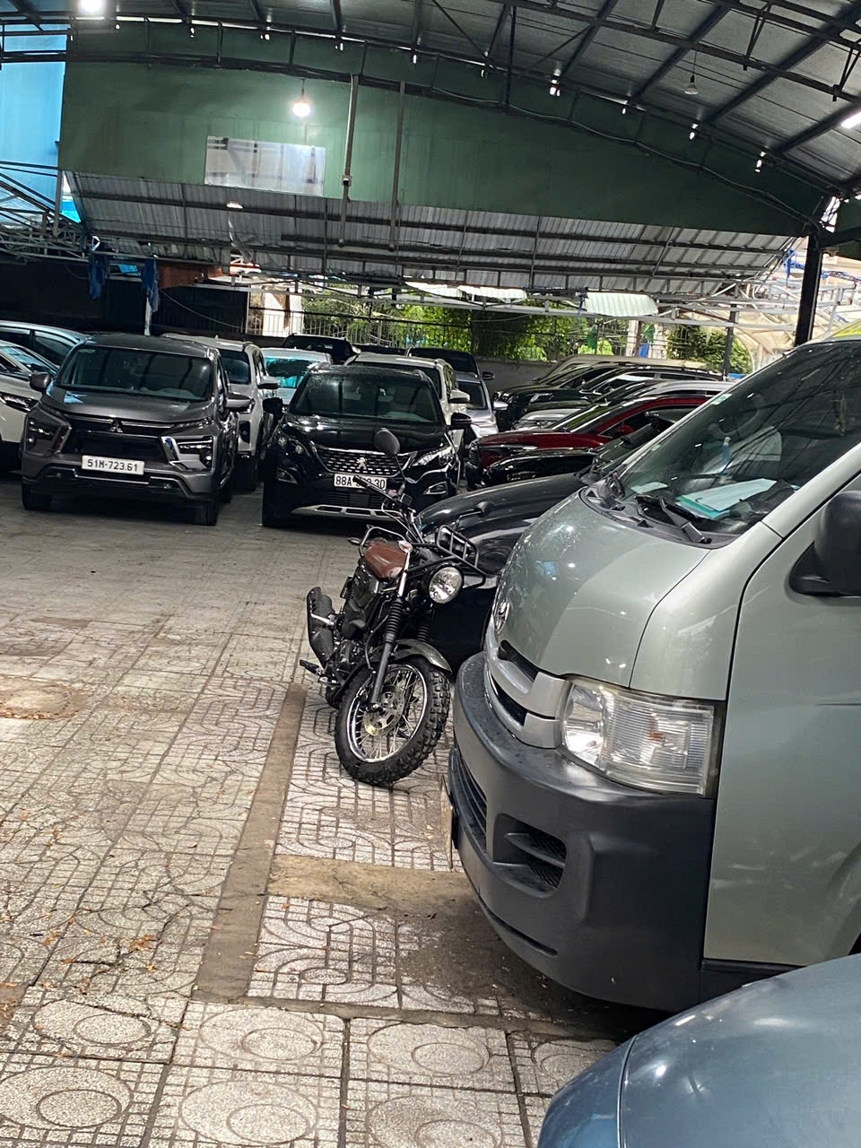 Quy trình dịch vụ chuyên nghiệp tại Garage Ô tô 247 Hóc Môn